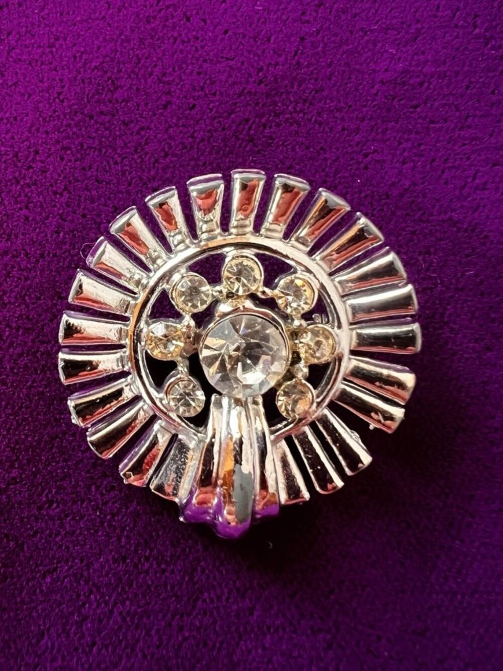 Vintage brooch - Art Deco style